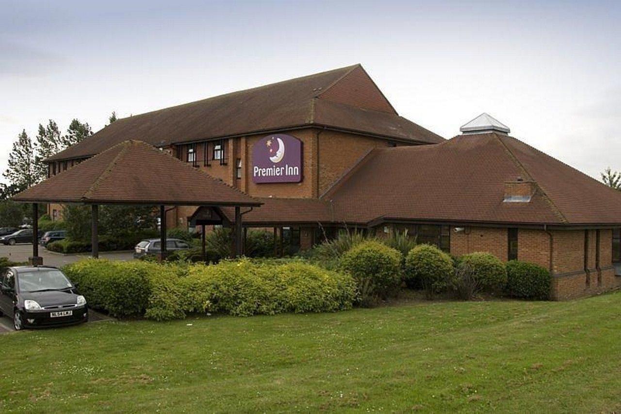 Premier Inn Premier Inn York South West Екстериор снимка