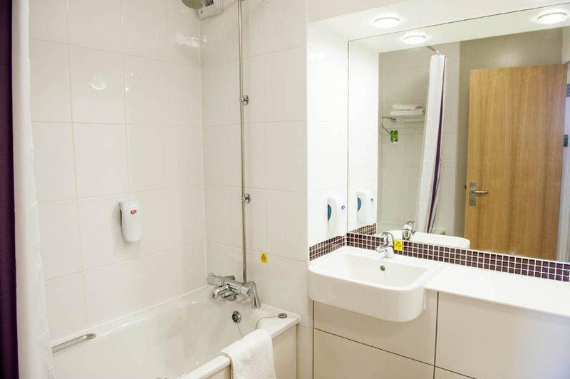 Premier Inn Premier Inn York South West Екстериор снимка